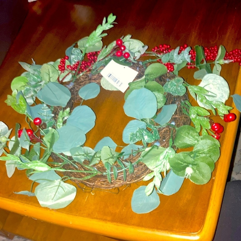 Holiday style   Christmas   Tree decorations wreath 18 in